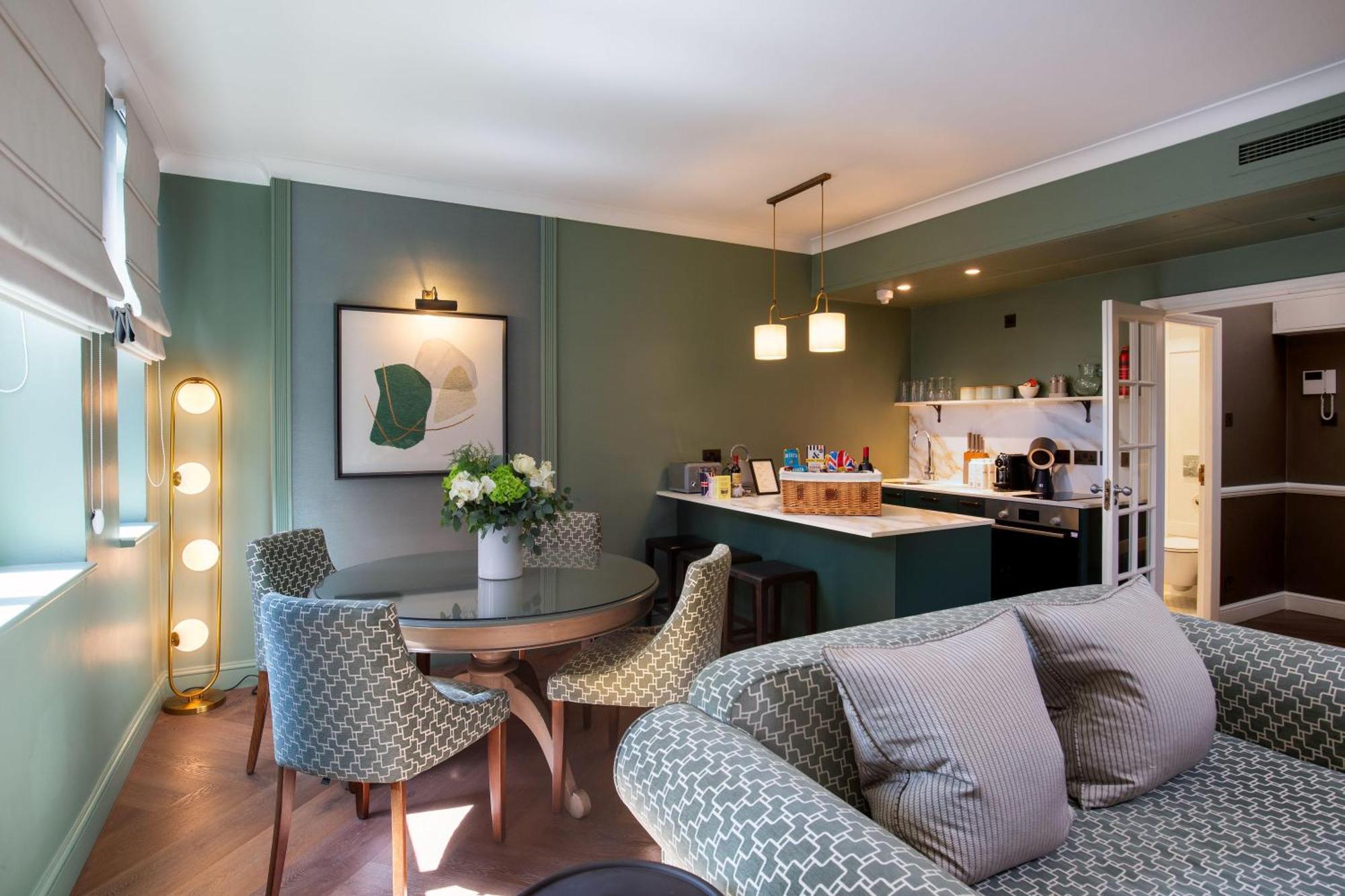 The Capital Hotel, & Townhouse 5* London
